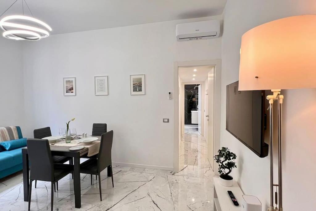 Apartamento Urban House - Modern Flat Navigli Milan Center Exterior foto