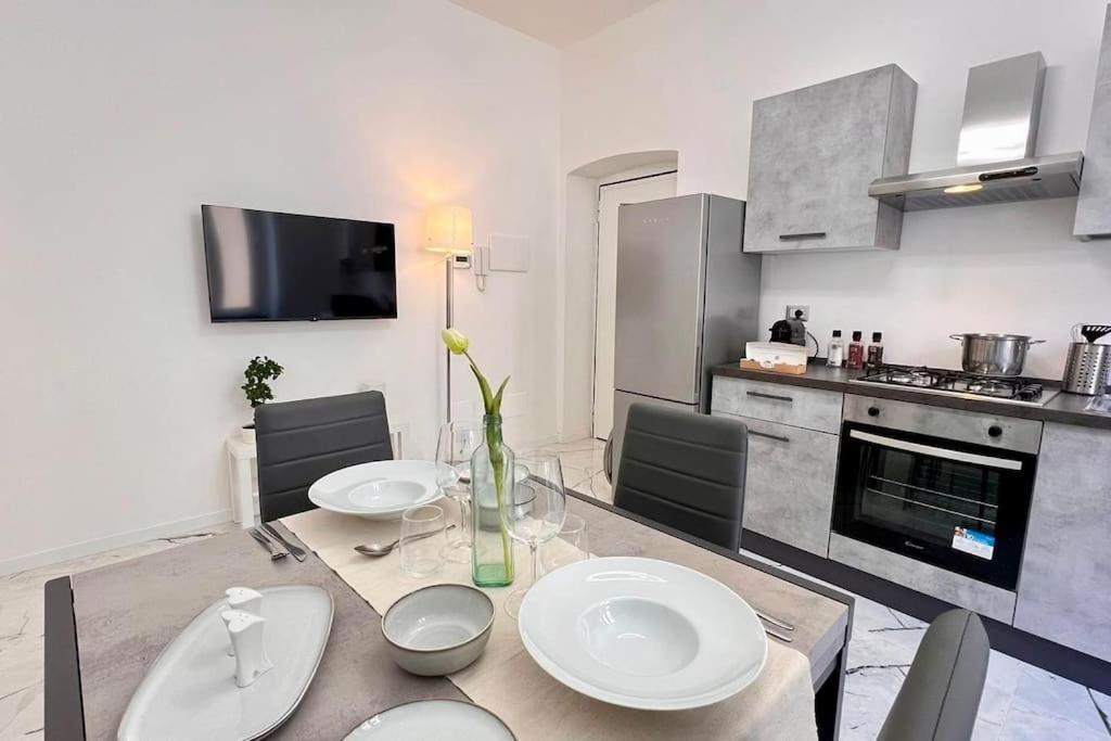 Apartamento Urban House - Modern Flat Navigli Milan Center Exterior foto